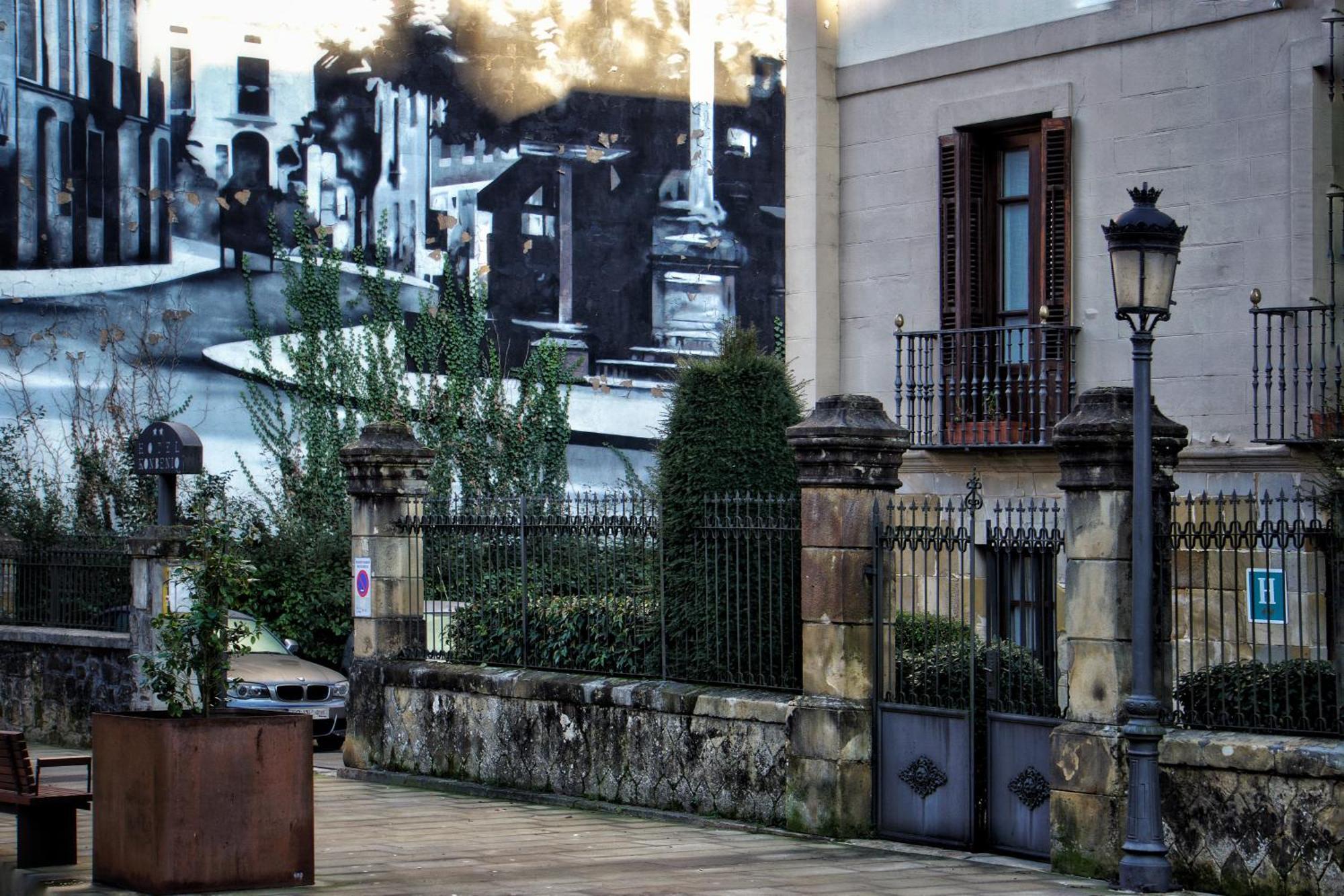 Hotel Konbenio Amorebieta-Etxano Exterior photo
